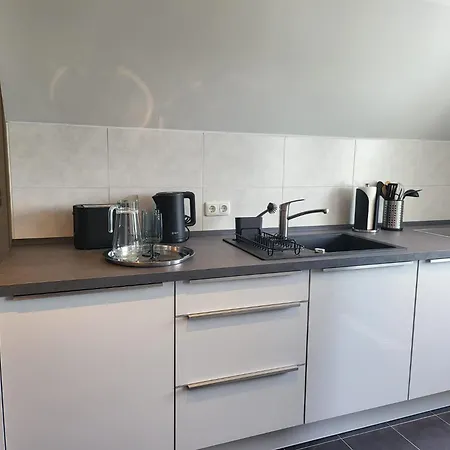 Lounge An Der Feuerwache Mit Aussenbereich Mit Klimaanlage *