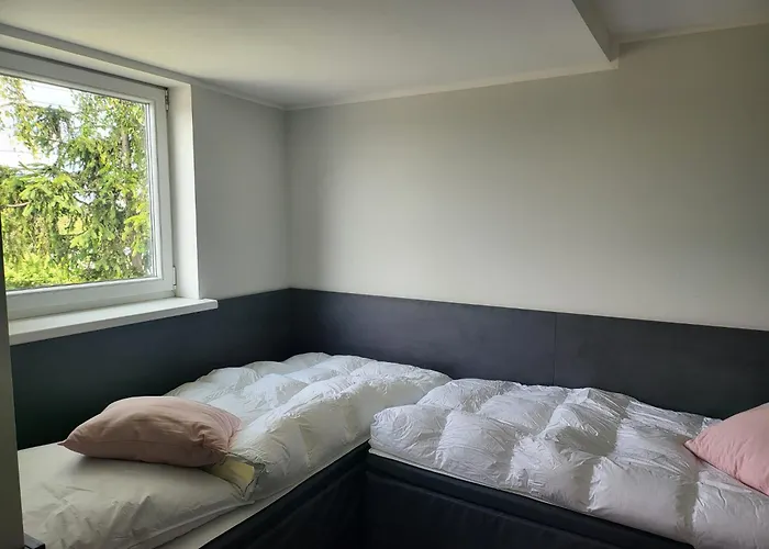 Lounge An Der Feuerwache Mit Aussenbereich Mit Klimaanlage Lägenhet Wolmirstedt